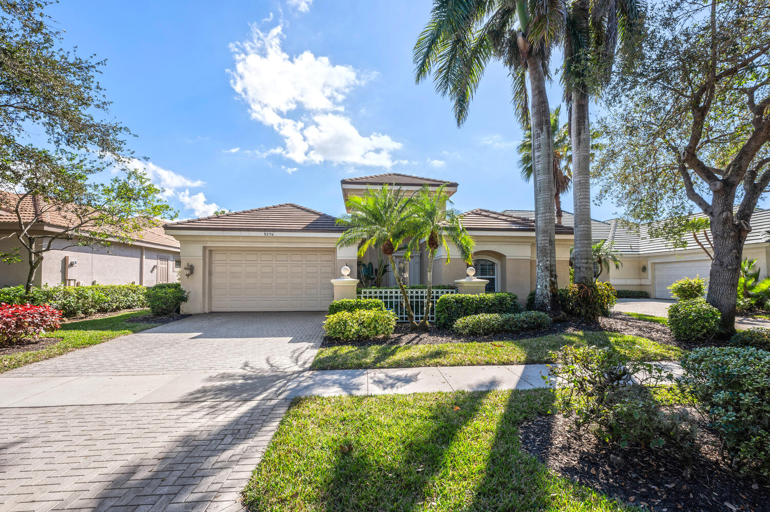 Listing# 15 Property Photo